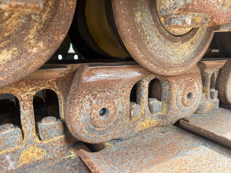 بلدوزر Caterpillar D6 XL next generation .