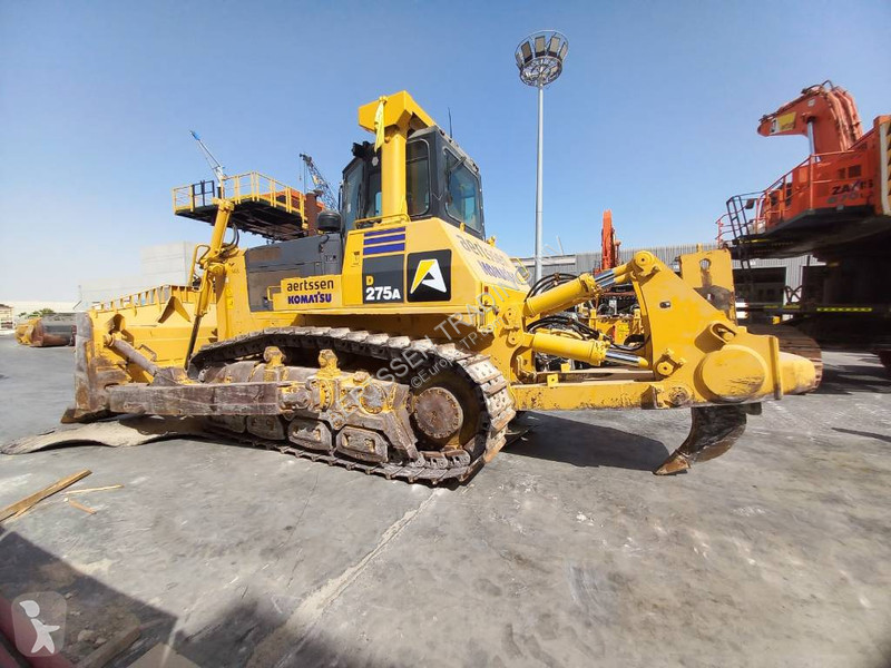 Buldozér Komatsu D275A-5R (EXW - Abu Dhabi)