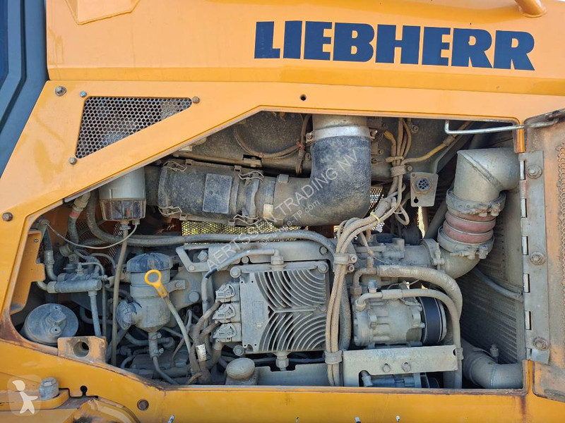بلدوزر Liebherr