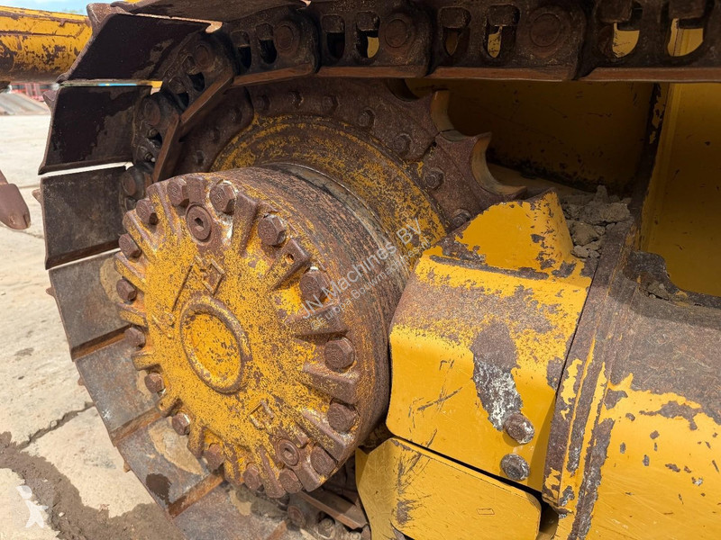 بلدوزر Caterpillar 2 XL Ripper