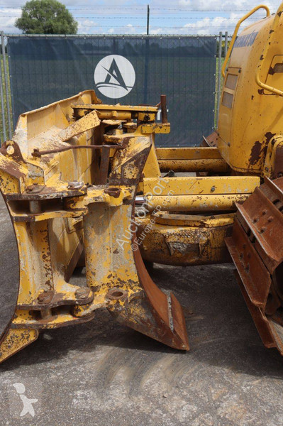 Bulldozer Komatsu i-24