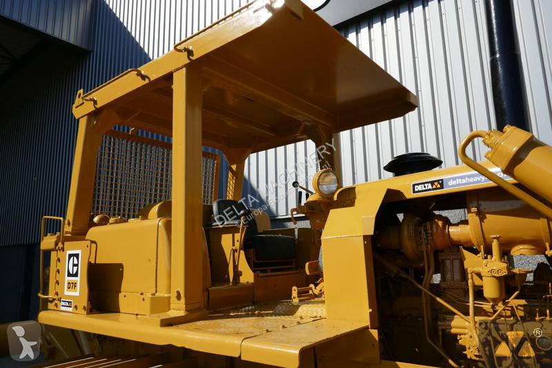 Bulldozer Caterpillar Ex-army