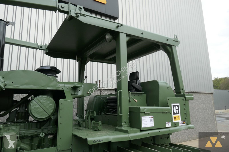 Bulldozer Caterpillar Ex-army