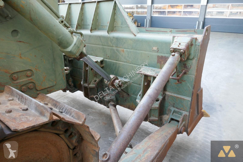 بلدوزر Caterpillar Ex-army