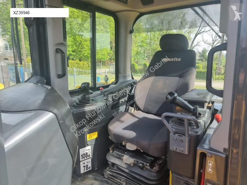 بلدوزر Komatsu D65PX-18