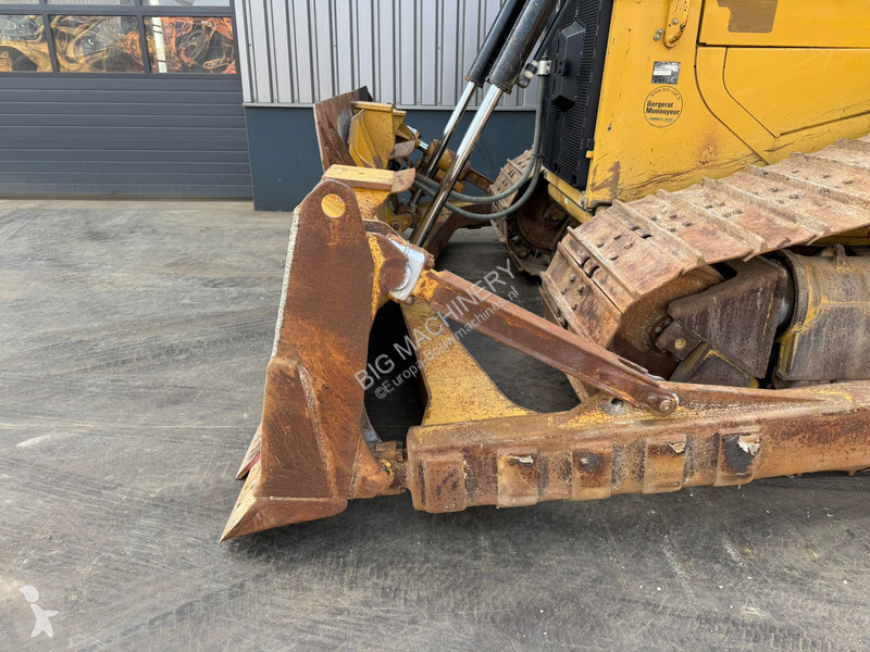 Bulldozer Caterpillar D6T