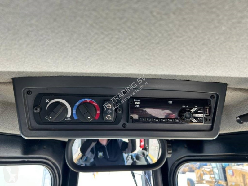 بلدوزر Caterpillar D 5 LGP (new undercarriage +...
