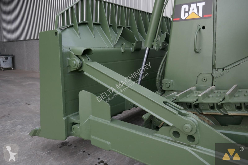 بلدوزر Caterpillar Ex-army