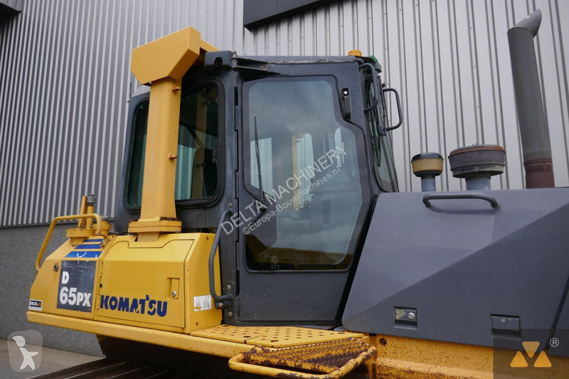 Buldozér Komatsu EO