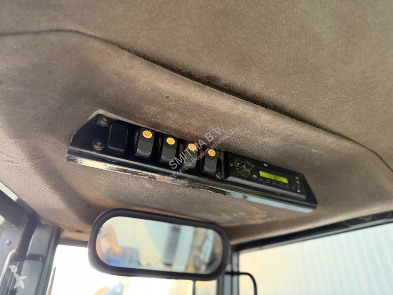 بلدوزر Caterpillar D6N