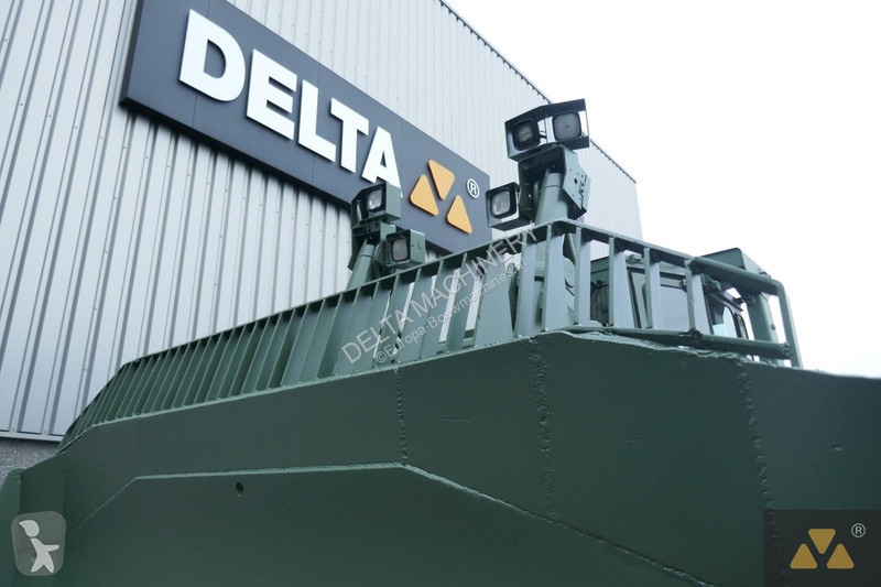 Бульдозер Caterpillar Ex-army