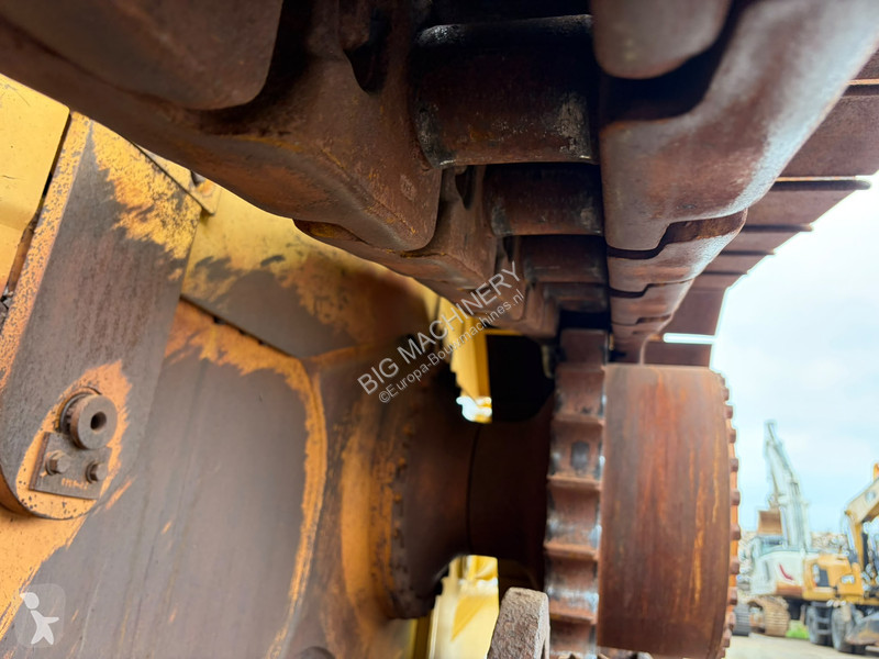 Бульдозер Caterpillar