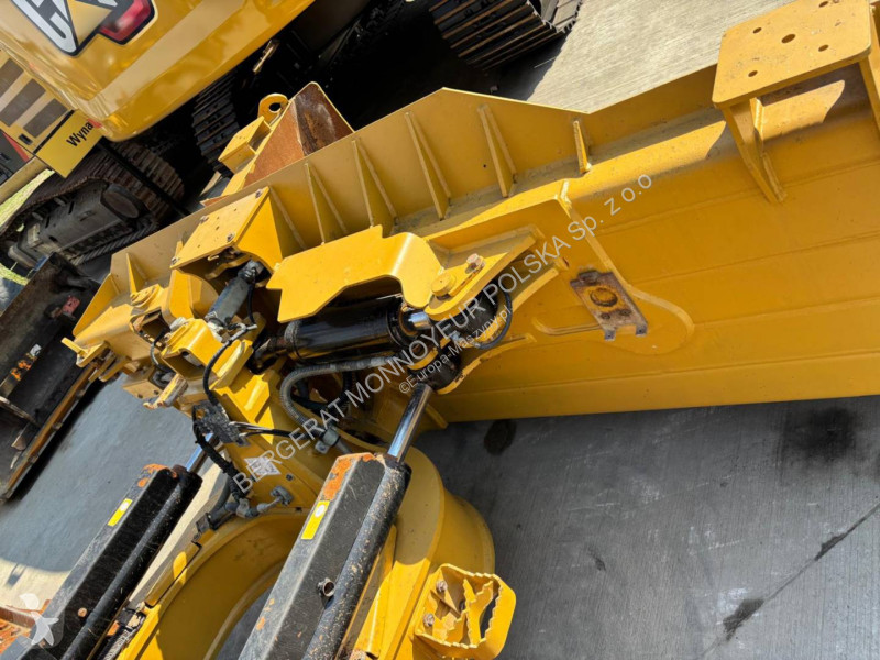 Buldozer Caterpillar LGP