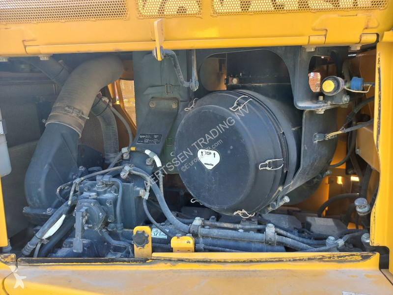 بلدوزر Komatsu D155A-6R (4pcs available for...