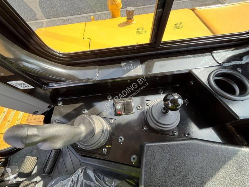 Buldozér Caterpillar D 8 GC (New / Non CE)