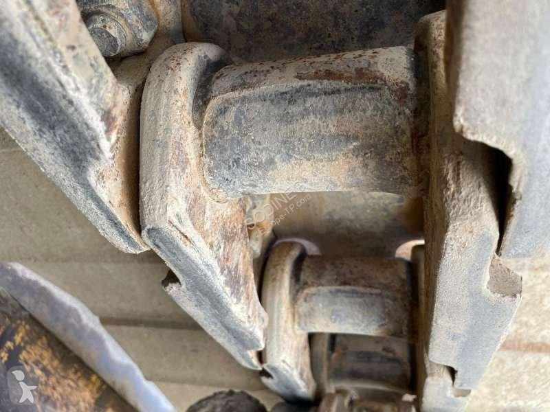 بلدوزر Komatsu