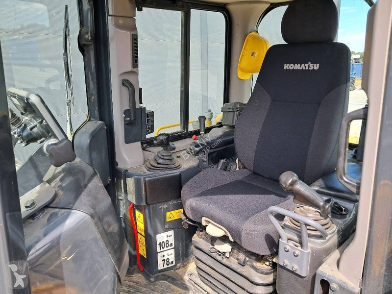 Buldózer Komatsu D65PXI18