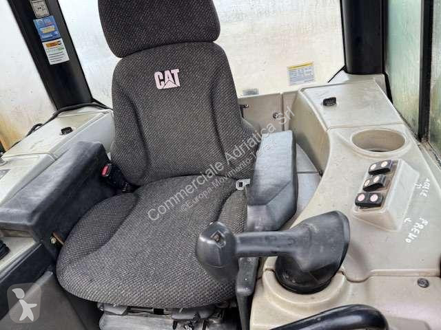 بلدوزر Caterpillar