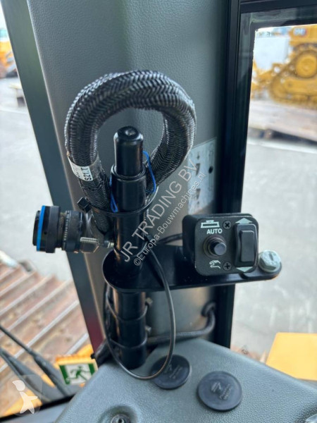 بلدوزر Liebherr PR 736 LGP (Trimble Ready)
