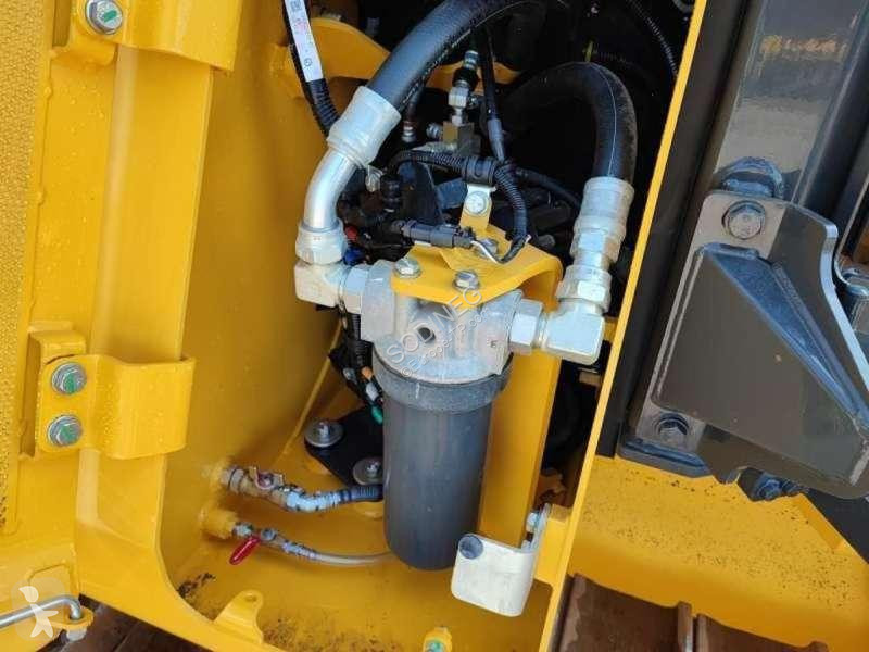 بلدوزر Komatsu I-24EO