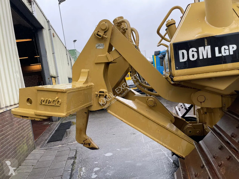 Bulldozer Caterpillar D6M Dozer With Ripper...