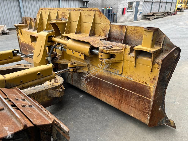 Buldozér Caterpillar D6N