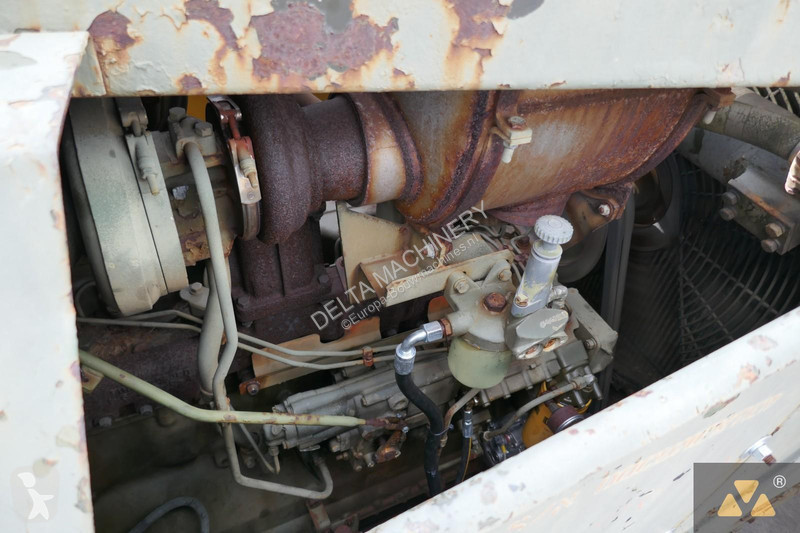 بلدوزر Caterpillar Ex-army