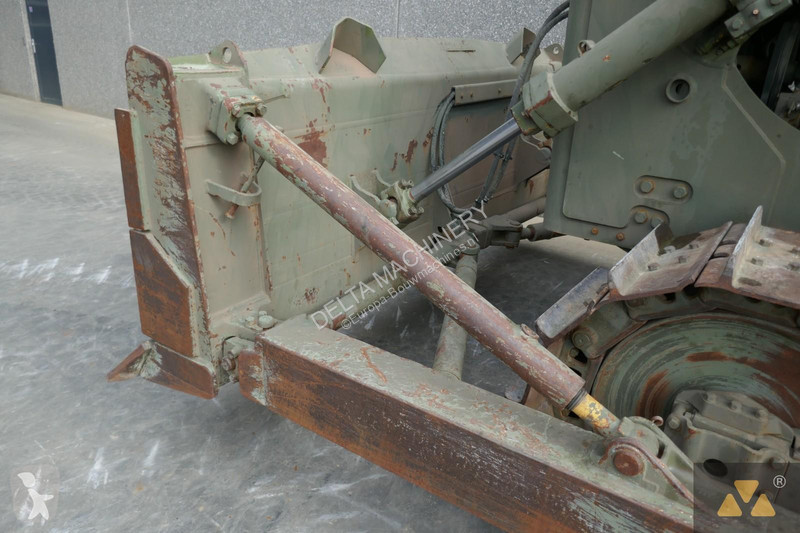 بلدوزر Caterpillar Ex-army
