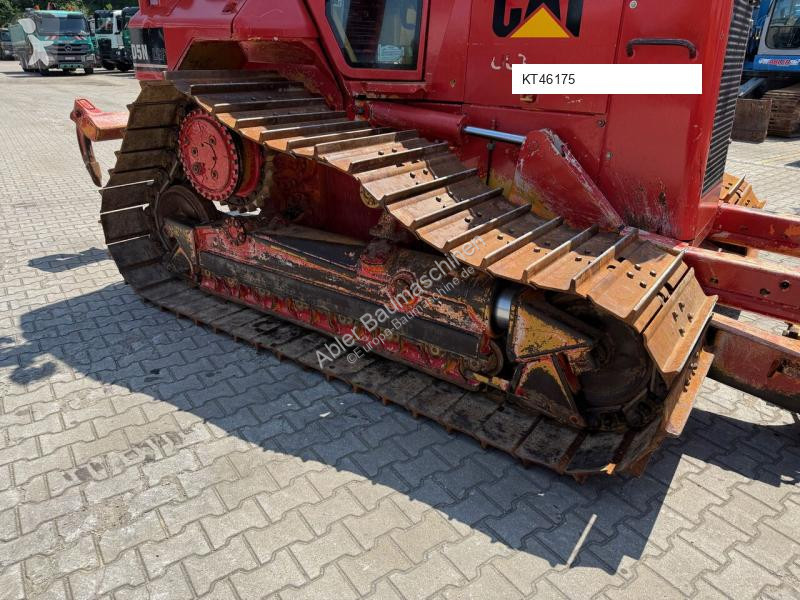 Bulldozer Caterpillar D5