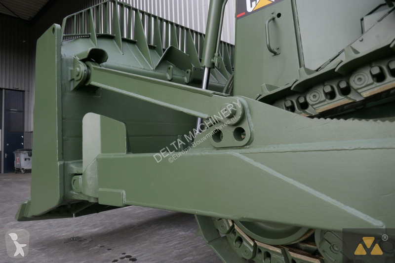 بلدوزر Caterpillar Ex-army