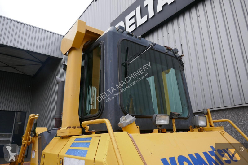 Buldozér Komatsu EO