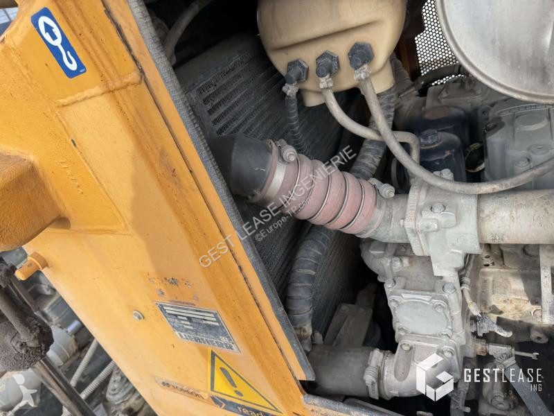 بلدوزر Liebherr PR724