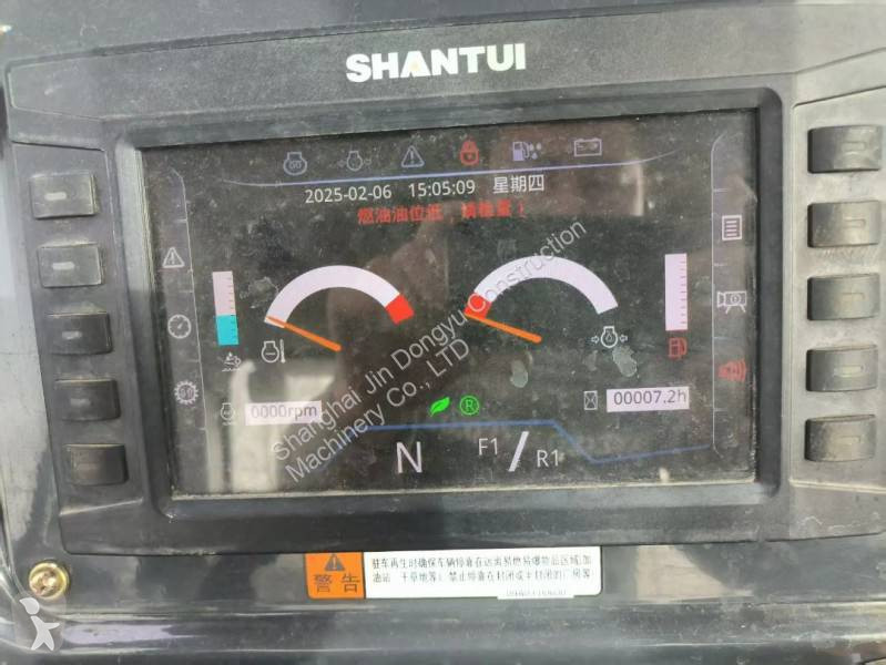 Buldozer Shantui SD17G
