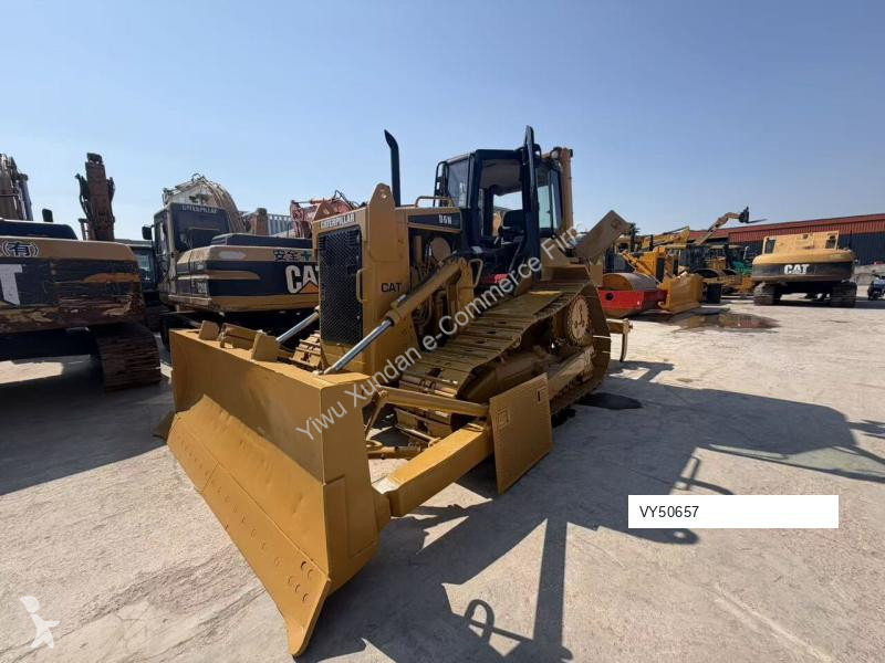 بلدوزر Caterpillar D6N