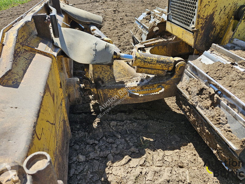 بلدوزر Komatsu