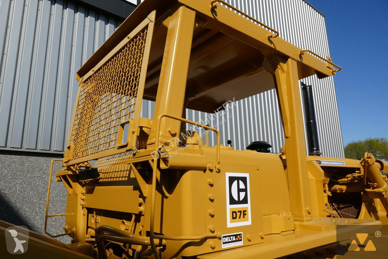 Bulldozer Caterpillar Ex-army