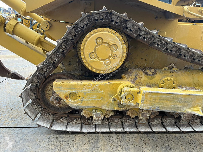 Bulldozer Caterpillar - Single shank ripper