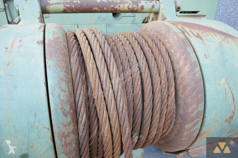 بلدوزر Caterpillar Ex-army