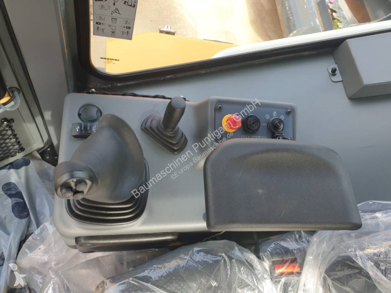 Bulldozer Liebherr PR 726 05 LGP