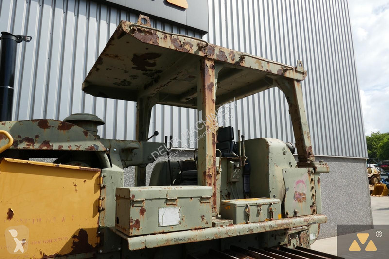بلدوزر Caterpillar Ex-army