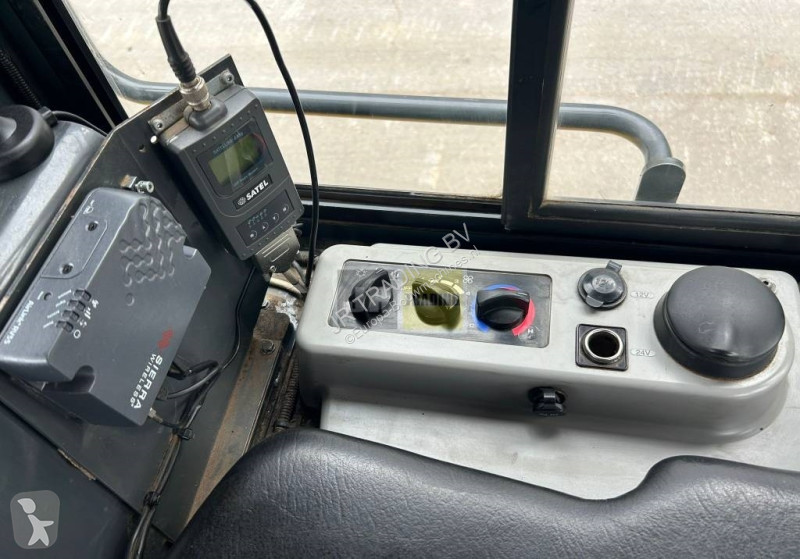 بلدوزر Komatsu PXI-24 (Topcon intelligent system)