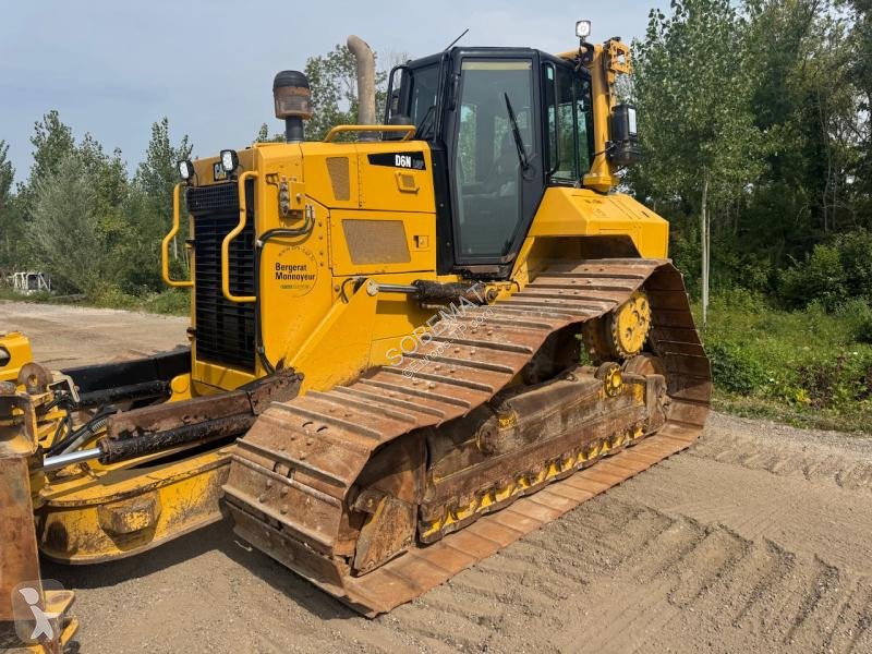 بلدوزر Caterpillar D6N