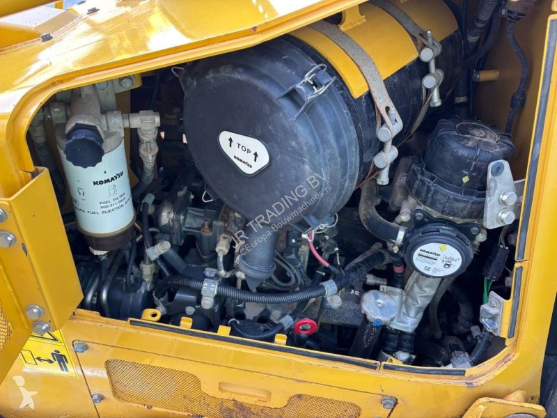 بلدوزر Komatsu PX-23