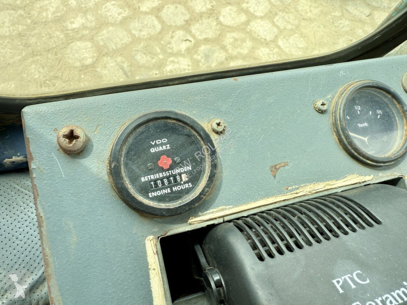 Bulldozer Hanomag D680E