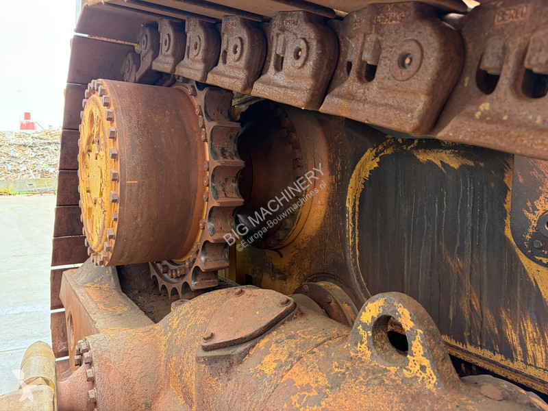 Бульдозер Caterpillar