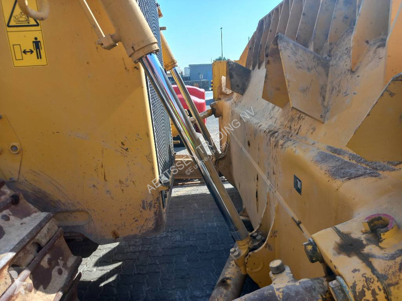 بلدوزر Komatsu D155A-6R (4pcs available for...