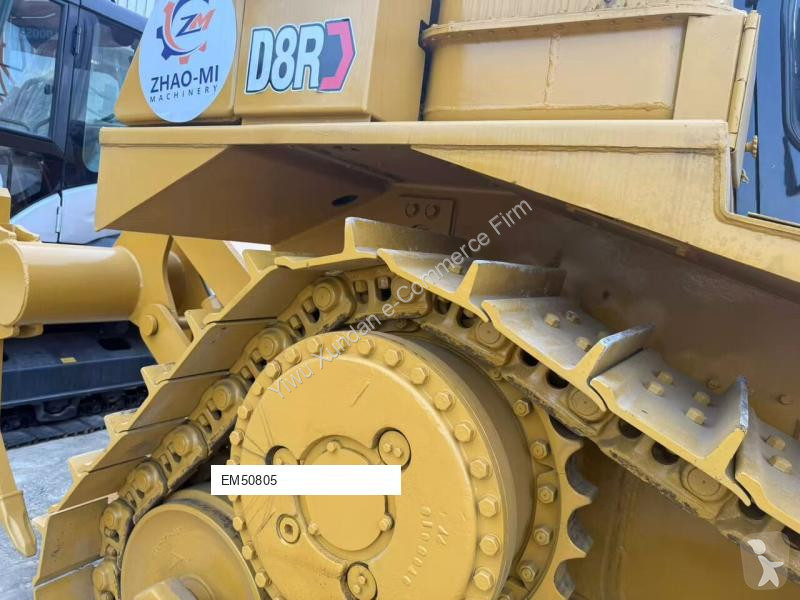 بلدوزر Caterpillar D8R