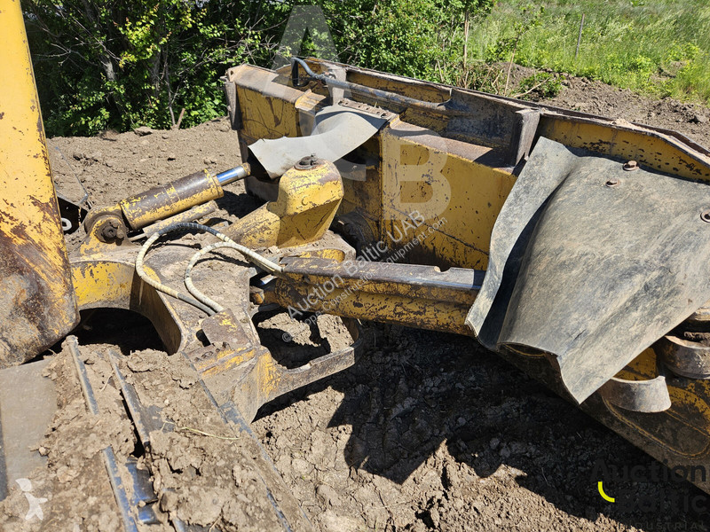 بلدوزر Komatsu