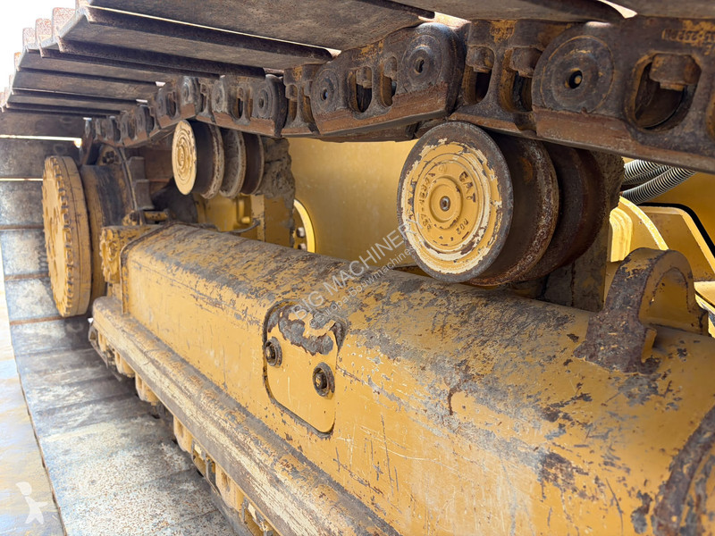 بلدوزر Caterpillar D4 LGP 15A ( / 2)