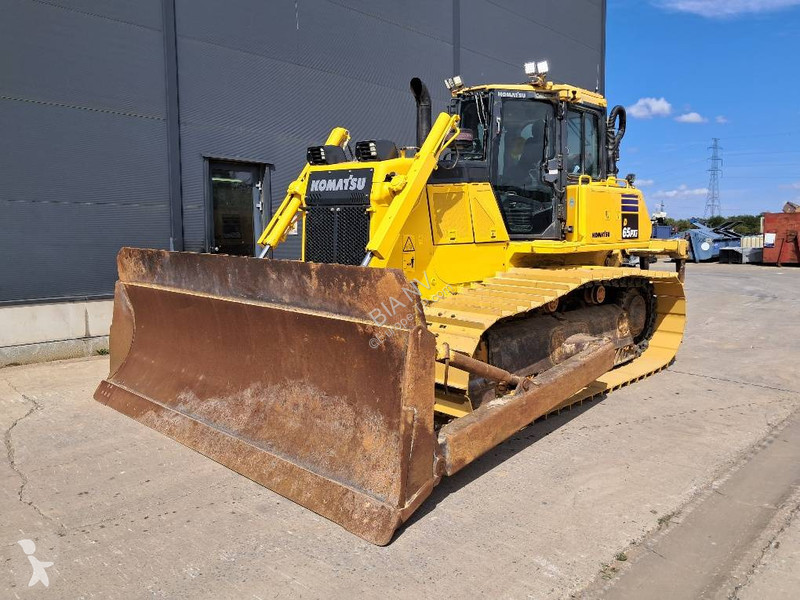 Buldózer Komatsu D65PXI18